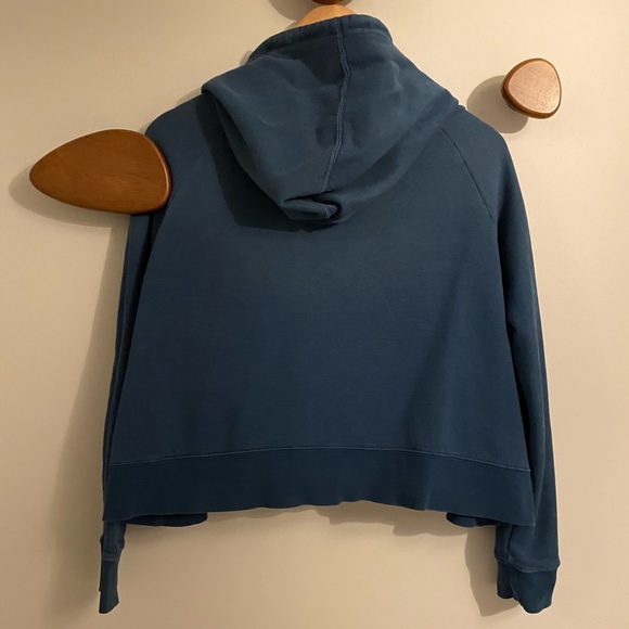 Urban Outfitters Crop Hoody size M - Picture 3 of 3